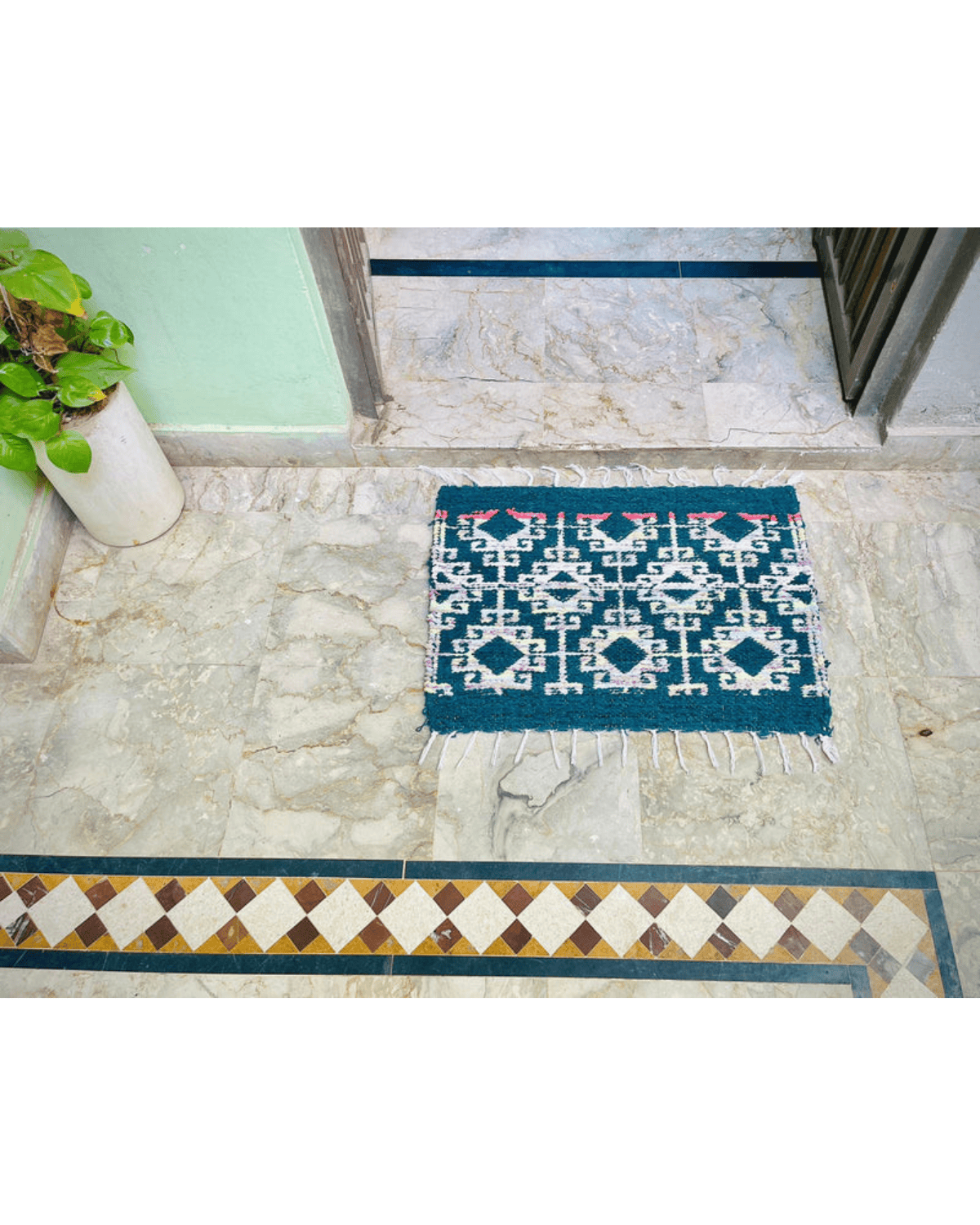 Elegant Entrance Mat