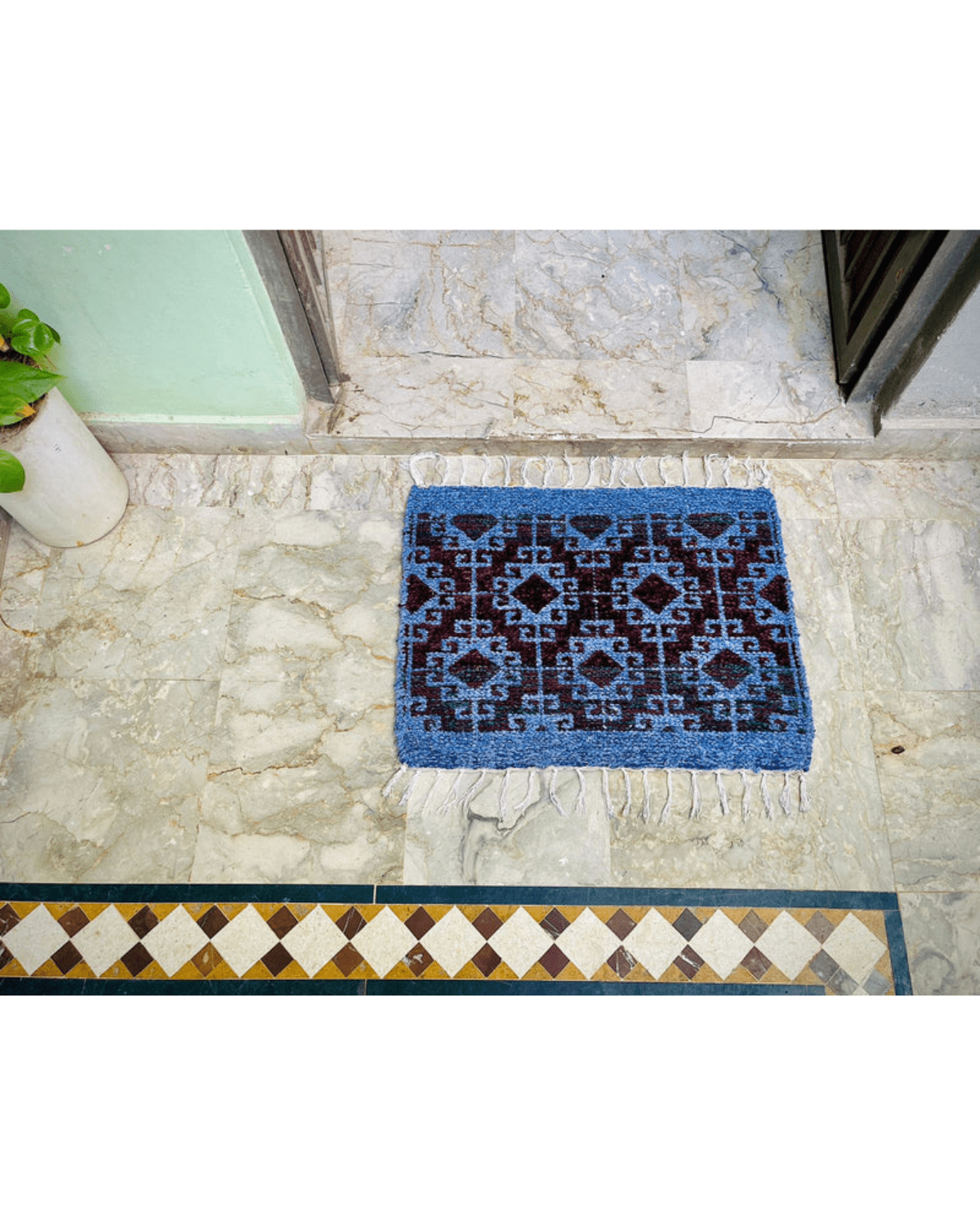 Elegant Entrance Mat