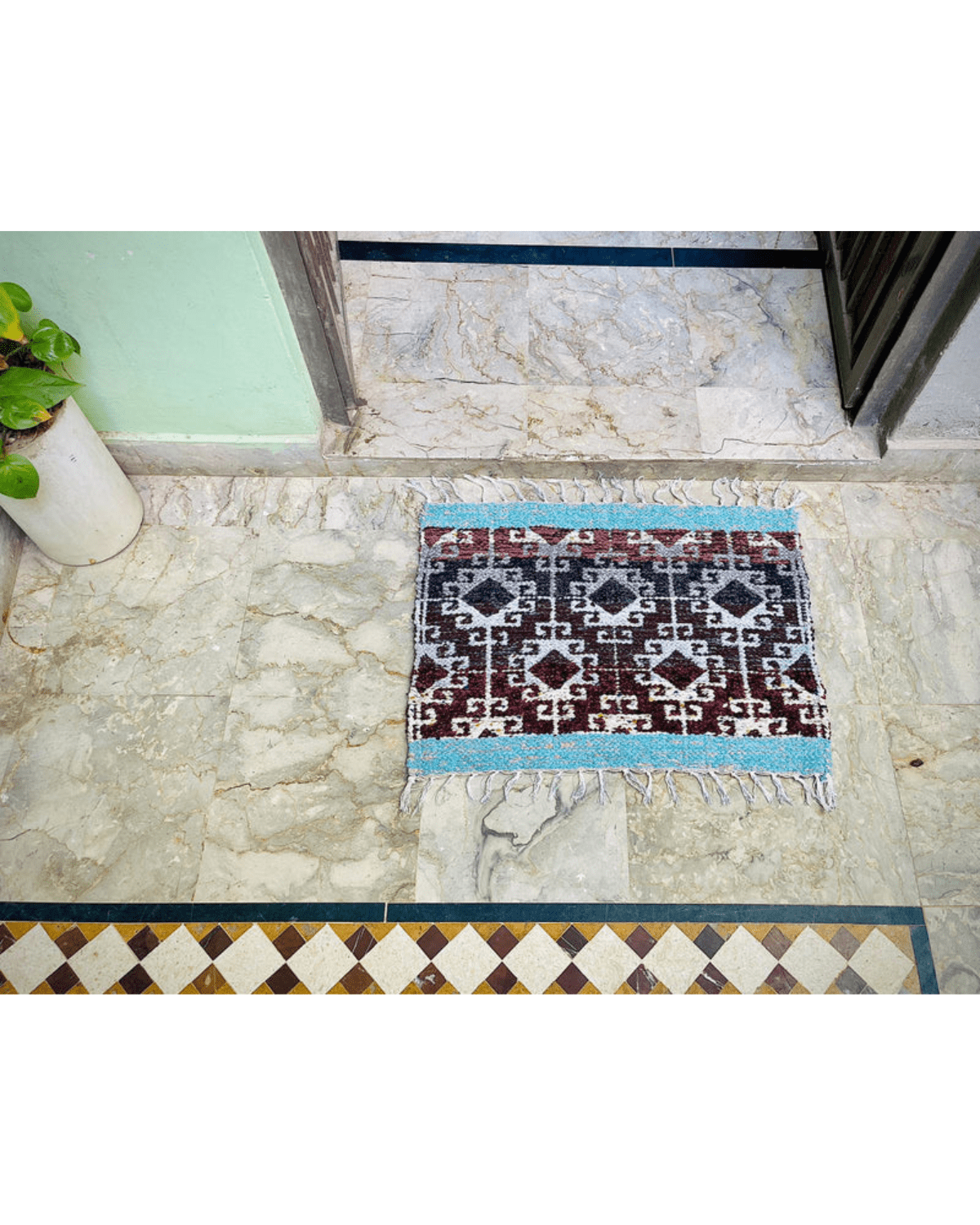 Elegant Entrance Mat